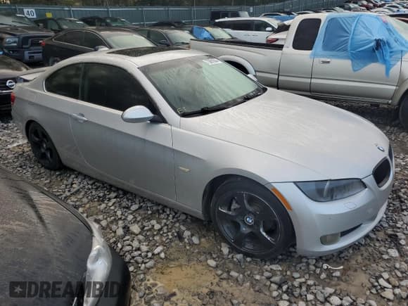 ✅ 2007 BMW 3 Series 328i • VIN: WBAWB33547PU87683 • Lot: 73651604. Wystawiony na Copart z przebiegiem 128 353 mil. Bezpłatny archiwum sprzedaży aukcyjnych z USA i szczegółowy raport historii pojazdu na DreamBid. Zdjęcie 4.