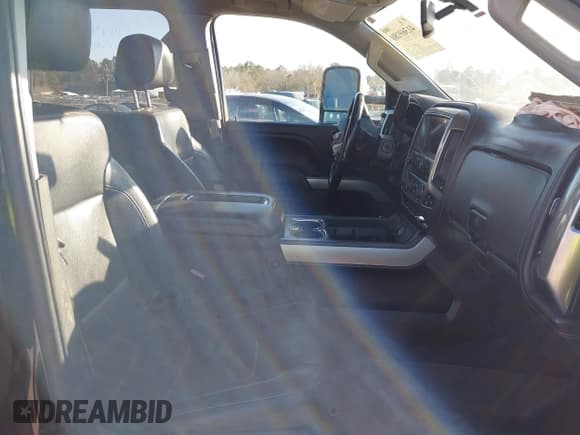 ✅ 2015 Chevrolet Silverado 2500HD LTZ • VIN: 1GC1KWE82FF138158 • Lot: 41369180. Listed on IAAI with 268,501 mi. Free auction sales archive from the USA and detailed vehicle history report at DreamBid. Image 5.