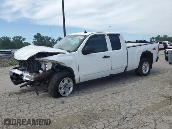 ✅ 2008 Chevrolet Silverado 1500 1LT • VIN: 1GCEK19018Z276462 • Lot: 66539045. Listed on Copart with 201,462 mi. Free auction sales archive from the USA and detailed vehicle history report at DreamBid. Image 1.