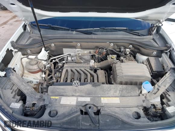 ✅ 2022 Volkswagen Atlas SE • VIN: 1V2WR2CA4NC557725 • Lot: 43472311. Wystawiony na IAAI z przebiegiem 23 725 mil. Bezpłatny archiwum sprzedaży aukcyjnych z USA i szczegółowy raport historii pojazdu na DreamBid. Zdjęcie 10.