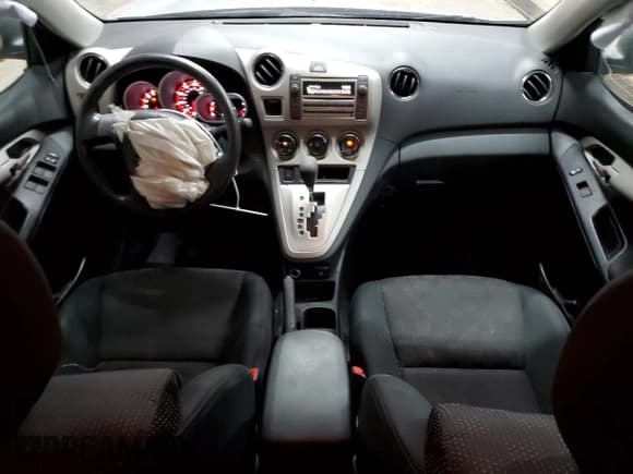 ✅ 2010 Pontiac Vibe 1SA • VIN: 5Y2SP6E87AZ417392 • Lot: 66997135. Wystawiony na Copart z przebiegiem 76 901 mil. Bezpłatny archiwum sprzedaży aukcyjnych z USA i szczegółowy raport historii pojazdu na DreamBid. Zdjęcie 8.