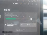 ✅ 2018 Tesla Model 3 Long Range Battery • VIN: 5YJ3E1EA4JF041403 • Lot: 43516919. Wystawiony na IAAI z przebiegiem 71 670 mil. Bezpłatny archiwum sprzedaży aukcyjnych z USA i szczegółowy raport historii pojazdu na DreamBid. Zdjęcie 17.