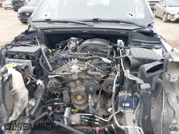 ✅ 2015 Jeep Grand Cherokee Overland • VIN: 1C4RJFCG1FC894789 • Lot: 38811798. Listed on IAAI with Not provided. Free auction sales archive from the USA and detailed vehicle history report at DreamBid. Image 10.