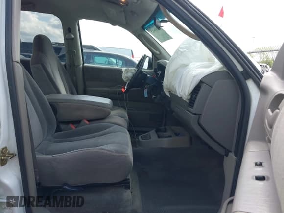 ✅ 2004 Dodge Dakota SLT • VIN: 1D7HG48N14S709199 • Лот: 42096415. Опубликован ранее на IAAI с пробегом 188 907 миль. Бесплатный доступ к архиву аукционных продаж из США и подробный отчёт об истории автомобиля на DreamBid. Изображение 5.