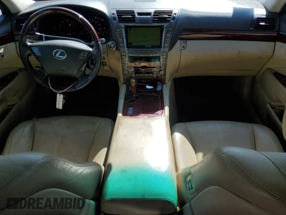 ✅ 2007 Lexus LS 460 • VIN: JTHBL46F575025412 • Lot: 55666625. Listed on Copart with 210,568 mi. Free auction sales archive from the USA and detailed vehicle history report at DreamBid. Image 8.