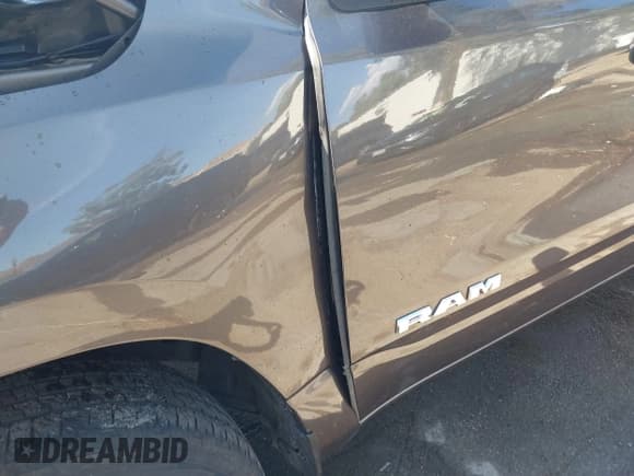 ✅ 2023 Ram 1500 Big Horn • VIN: 1C6RREBG0PN585669 • Лот: 43240916. Опубликован ранее на IAAI с пробегом 63 940 миль. Бесплатный доступ к архиву аукционных продаж из США и подробный отчёт об истории автомобиля на DreamBid. Изображение 6.