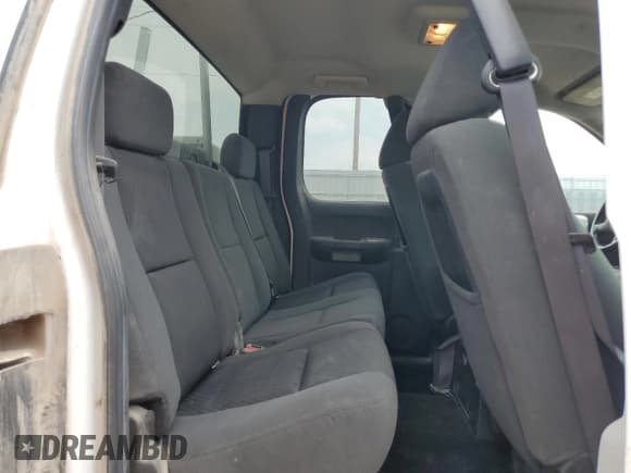 ✅ 2009 Chevrolet Silverado 2500HD LT • VIN: 1GCHK59K89E116478 • Lot: 60820675. Wystawiony na Copart z przebiegiem 162 409 mil. Bezpłatny archiwum sprzedaży aukcyjnych z USA i szczegółowy raport historii pojazdu na DreamBid. Zdjęcie 10.