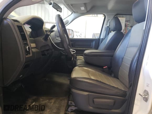 ✅ 2009 Dodge 1500 SLT • VIN: 1D3HV18P99S819772 • Lot: 47148484. Wystawiony na Copart z przebiegiem 121 965 mil. Bezpłatny archiwum sprzedaży aukcyjnych z USA i szczegółowy raport historii pojazdu na DreamBid. Zdjęcie 7.