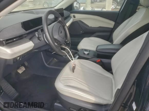 ✅ 2024 Ford Mustang Mach-E Premium • VIN: 3FMTK3R7XRMA34669 • Lot: 93326645. Listed on Copart with 12,850 mi. Free auction sales archive from the USA and detailed vehicle history report at DreamBid. Image 7.