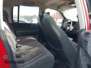 ✅ 2001 Dodge Dakota Sport • VIN: 1B7GG2AN01S111606 • Lot: 41189114. Wystawiony na IAAI z przebiegiem 118 076 mil. Bezpłatny archiwum sprzedaży aukcyjnych z USA i szczegółowy raport historii pojazdu na DreamBid. Zdjęcie 8.