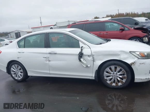 ✅ 2014 Honda Accord EX-L • VIN: 1HGCR2F83EA079632 • Лот: 43521790. Опубликован ранее на IAAI с пробегом 288 146 миль. Бесплатный доступ к архиву аукционных продаж из США и подробный отчёт об истории автомобиля на DreamBid. Изображение 13.