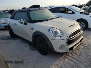 ✅ 2017 MINI Convertible Cooper S • VIN: WMWWG9C31H3A92830 • Lot: 76291984. Listed on Copart with Not provided. Free auction sales archive from the USA and detailed vehicle history report at DreamBid. Image 4.
