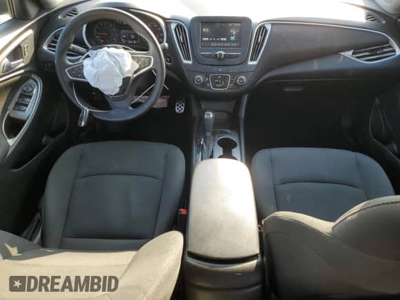 ✅ 2017 Chevrolet Malibu LS • VIN: 1G1ZB5ST9HF142208 • Лот: 63830575. Опубликован ранее на Copart с пробегом 132 533 миль. Бесплатный доступ к архиву аукционных продаж из США и подробный отчёт об истории автомобиля на DreamBid. Изображение 8.