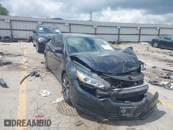 ✅ 2017 Nissan Altima SL • VIN: 1N4AL3AP0HC269804 • Lot: 42747798. Listed on IAAI with 128,777 mi. Free auction sales archive from the USA and detailed vehicle history report at DreamBid. Image 1.