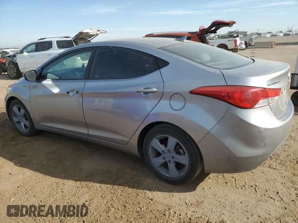 ✅ 2013 Hyundai Elantra GLS • VIN: KMHDH4AE9DU752169 • Лот: 66149425. Опубликован ранее на Copart с пробегом 52 441 миль. Бесплатный доступ к архиву аукционных продаж из США и подробный отчёт об истории автомобиля на DreamBid. Изображение 2.
