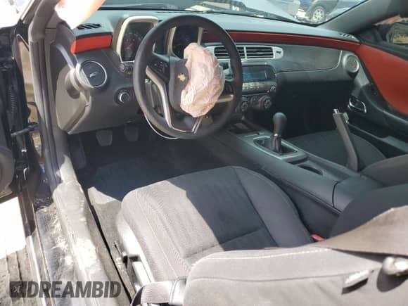 2013 Chevrolet Camaro LS z VIN 2G1FE1E35D9123558, wystawiony jako Copart lot #63188105 z przebiegiem 65 675 mil mil oraz Szkoda całkowita • Salvage title. Historia ofert i sprzedaży dostępna na DreamBid. Obrazek 8.