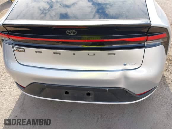 2025 Toyota Prius LE with VIN JTDACAAU4S3052719, listed as a IAAI auction lot 43175096 with 23,082 mi miles and . Bid and sale history available at DreamBid. Image 20.