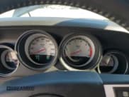 ✅ 2010 Dodge Challenger R/T Classic • VIN: 2B3CJ5DT3AH100832 • Lot: 82830024. Wystawiony na Copart z przebiegiem Nie podano. Bezpłatny archiwum sprzedaży aukcyjnych z USA i szczegółowy raport historii pojazdu na DreamBid. Zdjęcie 9.