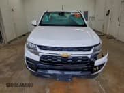 ✅ 2022 Chevrolet Colorado 2WD LT • VIN: 1GCHSCEAXN1128361 • Lot: 94261155. Wystawiony na Copart z przebiegiem Nie podano. Bezpłatny archiwum sprzedaży aukcyjnych z USA i szczegółowy raport historii pojazdu na DreamBid. Zdjęcie 5.