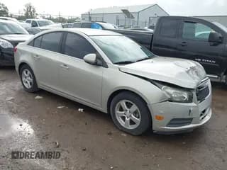 ✅ 2014 Chevrolet Cruze 1LT • VIN: 1G1PC5SB1E7188228 • Lot: 43309892. Listed on IAAI with 51,756 mi. Free auction sales archive from the USA and detailed vehicle history report at DreamBid. Image 1.