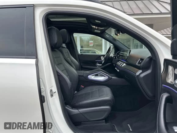 ✅ 2022 Mercedes-Benz GLS 450 • VIN: 4JGFF5KE5NA765149 • Lot: 43812806. Wystawiony na IAAI z przebiegiem 87 370 mil. Bezpłatny archiwum sprzedaży aukcyjnych z USA i szczegółowy raport historii pojazdu na DreamBid. Zdjęcie 5.