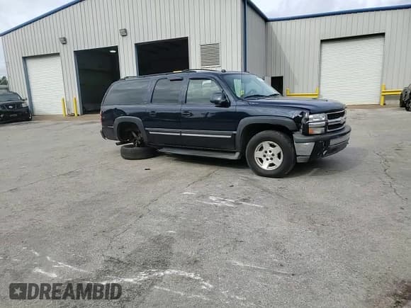 ✅ 2005 Chevrolet Suburban LT • VIN: 3GNEC16Z45G181056 • Лот: 56736275. Опубликован ранее на Copart с пробегом 199 540 миль. Бесплатный доступ к архиву аукционных продаж из США и подробный отчёт об истории автомобиля на DreamBid. Изображение 14.