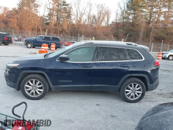 ✅ 2016 Jeep Cherokee Limited • VIN: 1C4PJMDB0GW116952 • Lot: 43694621. Wystawiony na IAAI z przebiegiem 135 229 mil. Bezpłatny archiwum sprzedaży aukcyjnych z USA i szczegółowy raport historii pojazdu na DreamBid. Zdjęcie 14.