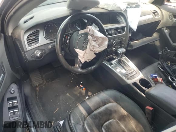 ✅ 2015 Audi A4 Komfort • VIN: WAUBFCFL1FN024617 • Lot: 66335125. Wystawiony na Copart z przebiegiem Nie podano. Bezpłatny archiwum sprzedaży aukcyjnych z USA i szczegółowy raport historii pojazdu na DreamBid. Zdjęcie 8.