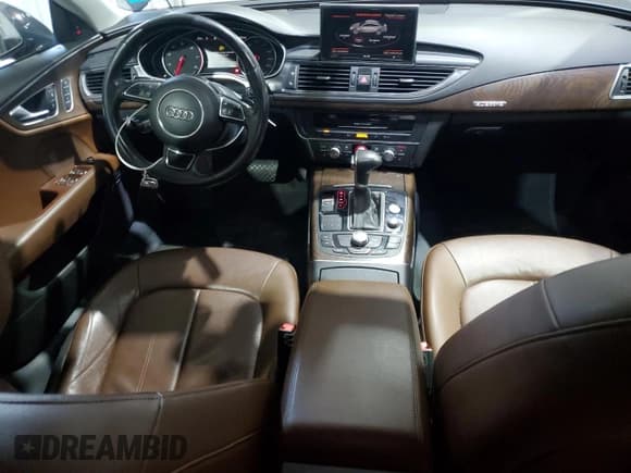 ✅ 2013 Audi A7 Premium Plus • VIN: WAUYGAFC4DN066739 • Лот: 64849755. Опубликован ранее на Copart с пробегом 129 708 миль. Бесплатный доступ к архиву аукционных продаж из США и подробный отчёт об истории автомобиля на DreamBid. Изображение 8.