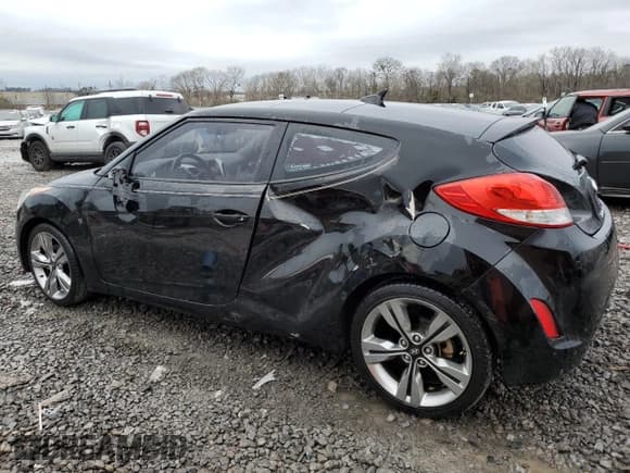 ✅ 2013 Hyundai Veloster w/Black Int • VIN: KMHTC6AD3DU092210 • Lot: 89218545. Listed on Copart with 108,023 mi. Free auction sales archive from the USA and detailed vehicle history report at DreamBid. Image 2.