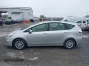 ✅ 2012 Toyota Prius Three • VIN: JTDZN3EU6C3101391 • Lot: 43793026. Listed on IAAI with 172,054 mi. Free auction sales archive from the USA and detailed vehicle history report at DreamBid. Image 14.