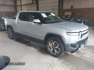 ✅ 2023 Rivian R1T Adventure • VIN: 7FCTGAAA8PN021594 • Lot: 42725147. Wystawiony na IAAI z przebiegiem 16 480 mil. Bezpłatny archiwum sprzedaży aukcyjnych z USA i szczegółowy raport historii pojazdu na DreamBid. Zdjęcie 1.