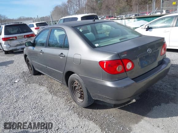 ✅ 2008 Toyota Corolla S • VIN: 2T1BR30E18C867419 • Lot: 43707020. Wystawiony na IAAI z przebiegiem 211 455 mil. Bezpłatny archiwum sprzedaży aukcyjnych z USA i szczegółowy raport historii pojazdu na DreamBid. Zdjęcie 3.