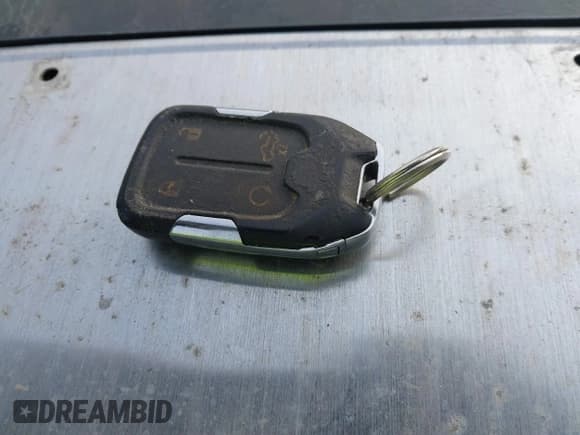 ✅ 2020 Chevrolet Silverado 1500 RST • VIN: 1GCUYEEL6LZ235092 • Lot: 40941939. Wystawiony na IAAI z przebiegiem 83 623 mil. Bezpłatny archiwum sprzedaży aukcyjnych z USA i szczegółowy raport historii pojazdu na DreamBid. Zdjęcie 11.