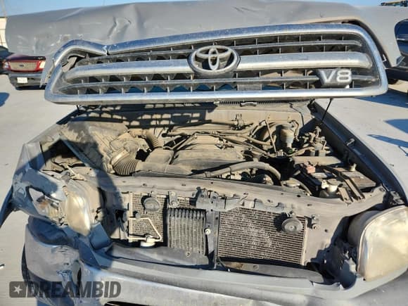 ✅ 2000 Toyota Tundra SR5 • VIN: 5TBBT4413YS022599 • Lot: 82575725. Listed on Copart with 249,766 mi. Free auction sales archive from the USA and detailed vehicle history report at DreamBid. Image 11.