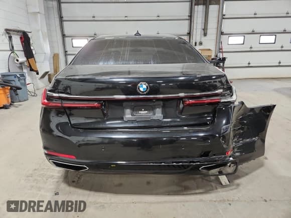 ✅ 2020 BMW 7 Series 750i xDrive • VIN: WBA7U2C09LCD72434 • Lot: 91887525. Listed on Copart with 64,383 mi. Free auction sales archive from the USA and detailed vehicle history report at DreamBid. Image 6.