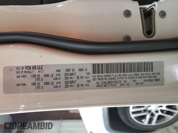 ✅ 2017 Jeep Compass Latitude • VIN: 3C4NJDBB3HT646155 • Lot: 89560115. Wystawiony na Copart z przebiegiem 122 233 mil. Bezpłatny archiwum sprzedaży aukcyjnych z USA i szczegółowy raport historii pojazdu na DreamBid. Zdjęcie 13.