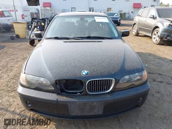 2003 BMW 3 Series 325xi с VIN WBAEU33413PM58486, выставлен на аукционе IAAI как лот 43169776 с пробегом 173 259 миль миль и . История ставок и продаж доступна на DreamBid. Изображение 12.