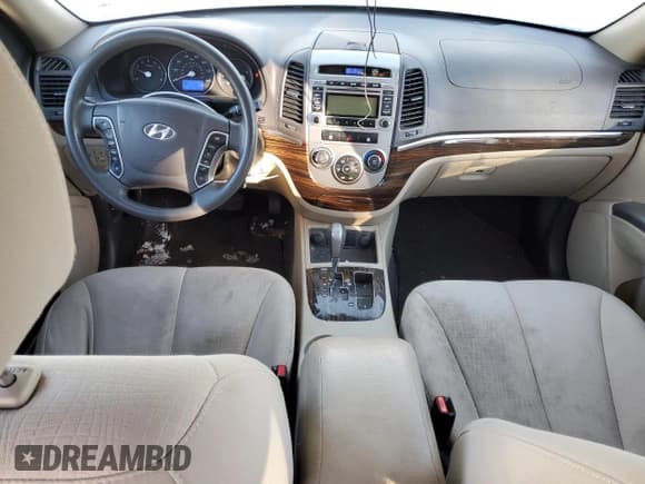 ✅ 2010 Hyundai Santa Fe GL • VIN: 5NMSG3ABXAH394923 • Lot: 88338645. Listed on Copart with 121,789 mi. Free auction sales archive from the USA and detailed vehicle history report at DreamBid. Image 8.
