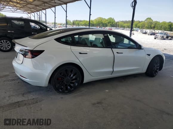 ✅ 2023 Tesla Model 3 Performance • VIN: 5YJ3E1EC7PF600078 • Lot: 52805345. Wystawiony na Copart z przebiegiem Nie podano. Bezpłatny archiwum sprzedaży aukcyjnych z USA i szczegółowy raport historii pojazdu na DreamBid. Zdjęcie 3.
