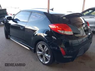 ✅ 2013 Hyundai Veloster w/Black Int • VIN: KMHTC6AD5DU142833 • Лот: 43270620. Опубликован ранее на IAAI с пробегом Не указан. Бесплатный доступ к архиву аукционных продаж из США и подробный отчёт об истории автомобиля на DreamBid. Изображение 3.