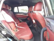 ✅ 2023 BMW X4 xDrive30i • VIN: 5UX33DT03P9N62972 • Lot: 41789514. Wystawiony na IAAI z przebiegiem 38 913 mil. Bezpłatny archiwum sprzedaży aukcyjnych z USA i szczegółowy raport historii pojazdu na DreamBid. Zdjęcie 8.