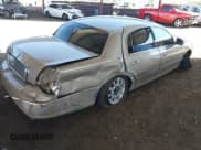 ✅ 2007 Lincoln Town Car Signature Limited • VIN: 1LNHM82V07Y639694 • Лот: 42859370. Опубликован ранее на IAAI с пробегом 134 075 миль. Бесплатный доступ к архиву аукционных продаж из США и подробный отчёт об истории автомобиля на DreamBid. Изображение 4.