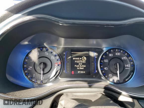 ✅ 2015 Chrysler 200 S • VIN: 1C3CCCBG2FN518076 • Lot: 91842065. Listed on Copart with 67,108 mi. Free auction sales archive from the USA and detailed vehicle history report at DreamBid. Image 9.