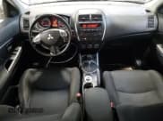 ✅ 2011 Mitsubishi Outlander Sport SE • VIN: JA4AJ3AU6BZ603709 • Lot: 78532204. Wystawiony na Copart z przebiegiem 231 418 mil. Bezpłatny archiwum sprzedaży aukcyjnych z USA i szczegółowy raport historii pojazdu na DreamBid. Zdjęcie 8.