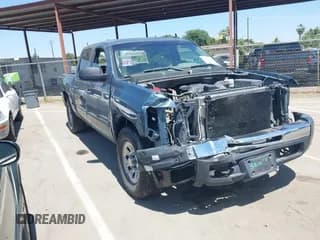 ✅ 2011 Chevrolet Silverado 1500 LS • VIN: 3GCPCREA7BG317462 • Lot: 42266146. Wystawiony na IAAI z przebiegiem 236 998 mil. Bezpłatny archiwum sprzedaży aukcyjnych z USA i szczegółowy raport historii pojazdu na DreamBid. Zdjęcie 1.