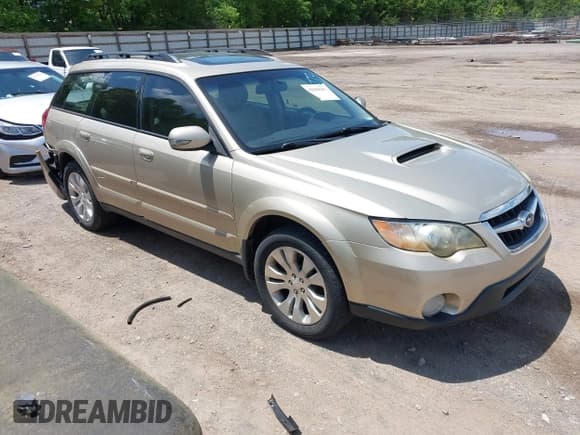 ✅ 2008 Subaru Outback XT Limited • VIN: 4S4BP63C784338539 • Lot: 42204293. Wystawiony na IAAI z przebiegiem 233 305 mil. Bezpłatny archiwum sprzedaży aukcyjnych z USA i szczegółowy raport historii pojazdu na DreamBid. Zdjęcie 1.