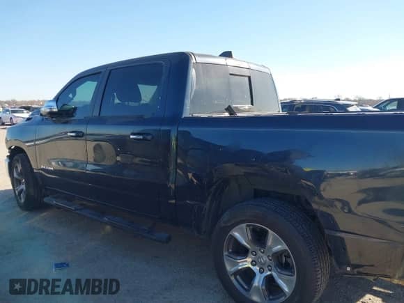 2020 Ram 1500 Laramie с VIN 1C6RREJT4LN232859, выставлен на аукционе IAAI как лот 41811981 с пробегом 104 763 миль миль и . История ставок и продаж доступна на DreamBid. Изображение 14.