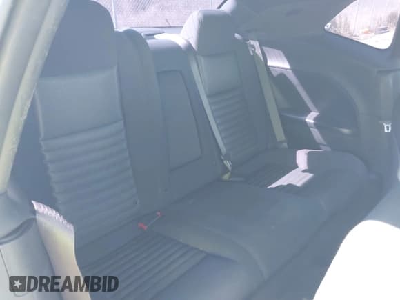 ✅ 2014 Dodge Challenger SXT • VIN: 2C3CDYAG9EH302955 • Lot: 41662011. Wystawiony na IAAI z przebiegiem 133 238 mil. Bezpłatny archiwum sprzedaży aukcyjnych z USA i szczegółowy raport historii pojazdu na DreamBid. Zdjęcie 8.