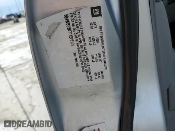 ✅ 2001 Buick Regal LS • VIN: 2G4WB52K711270151 • Lot: 81615505. Listed on Copart with 231,322 mi. Free auction sales archive from the USA and detailed vehicle history report at DreamBid. Image 12.